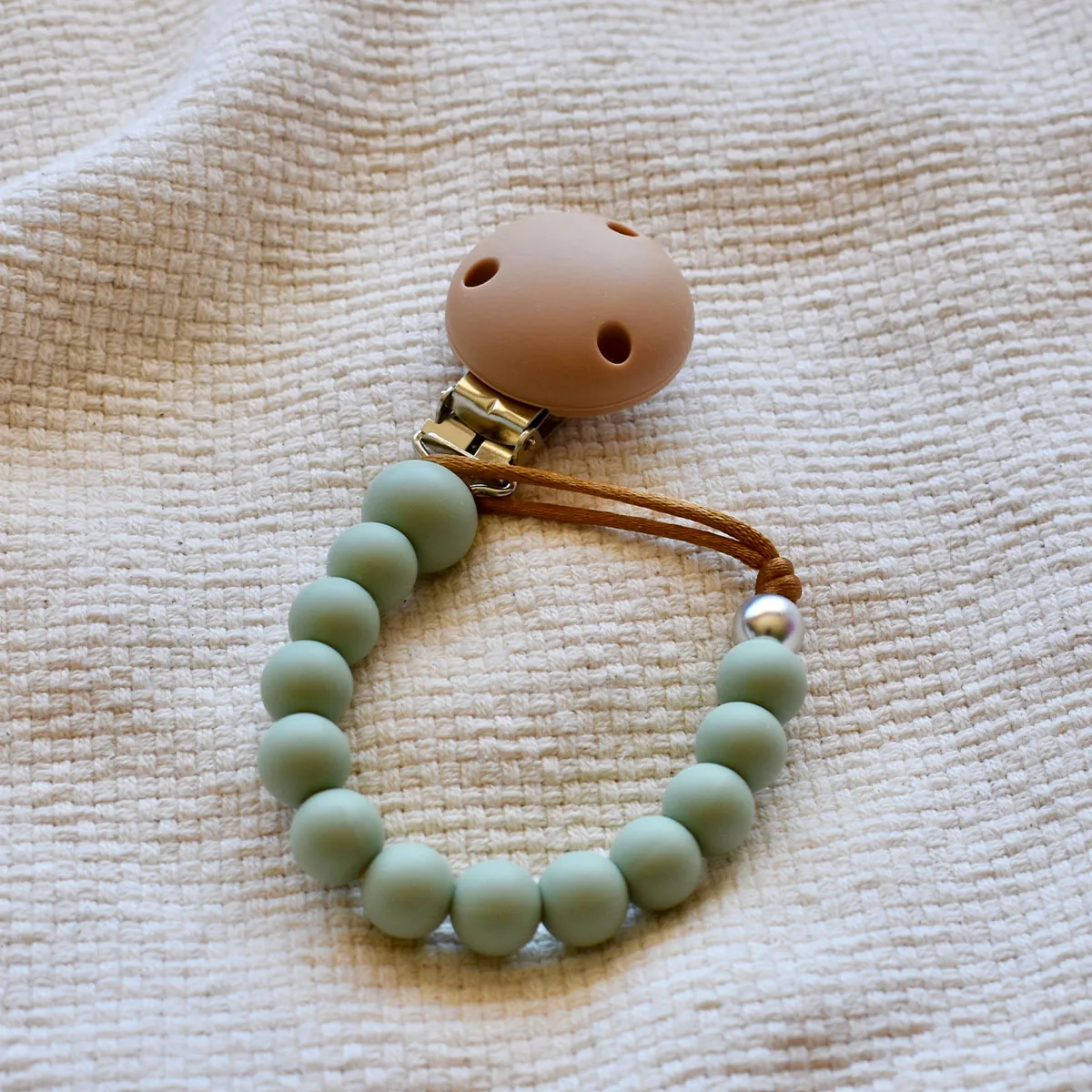 Bella Zailea Silicone Dummy Chain - Image 7